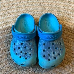 Blue crocs